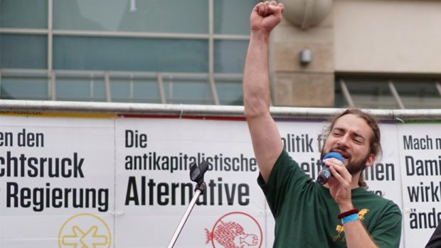 „Weil wenige Leute viel Geld haben, sind viele Leute arm“