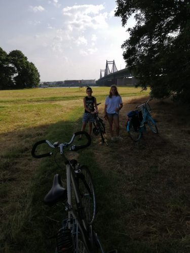 Rotfüchse Krefeld machen Ralley zum Thema Kinderarmut