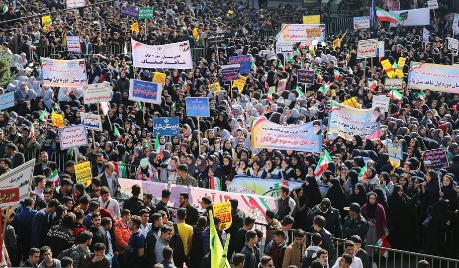 Rebellion im Iran ist gerechtfertigt! Hoch die internationale Solidarität!