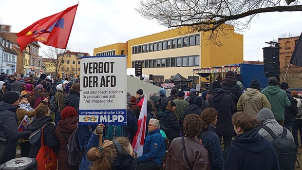 Großer Antifaschistischer Protest gegen Junge Alternative Kongress in Apolda