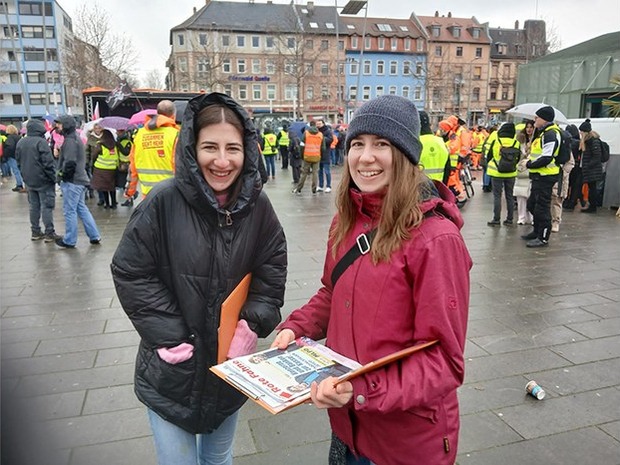 Tourtag in Mannheim: Gespräche, große Aufgeschlossenheit am Tor und antifaschistisches Engagement