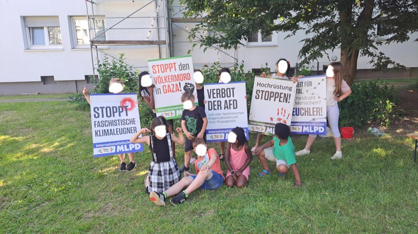 Rotfüchse sammeln beim Straßenumzug 148,02 Euro Spenden für Gaza