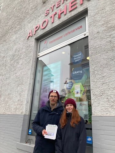 Solidarität mit „Gaza soll leben“ bei Apotheken in Darmstadt